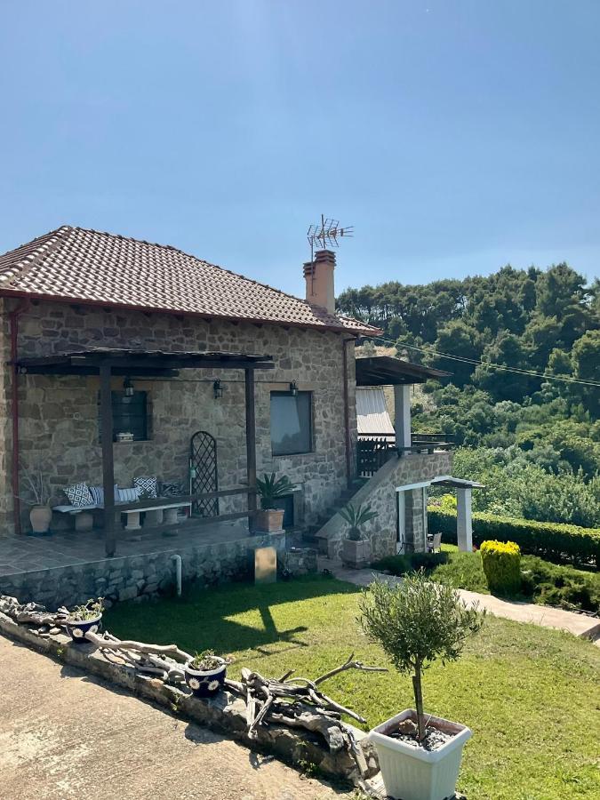 Vila Stonehouse & Casa Al Sole E Al Mare Nea Roda Exteriér fotografie